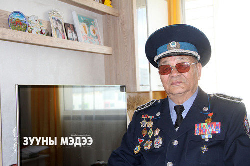 Цагдаад зүтгэсэн 60 жил